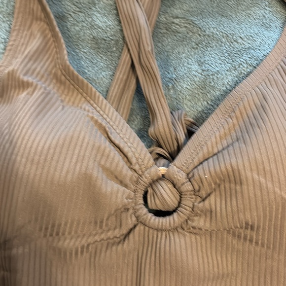 NWT Ribbed One Piece Swimsuit Tan Ring Front L - Picture 4 of 9